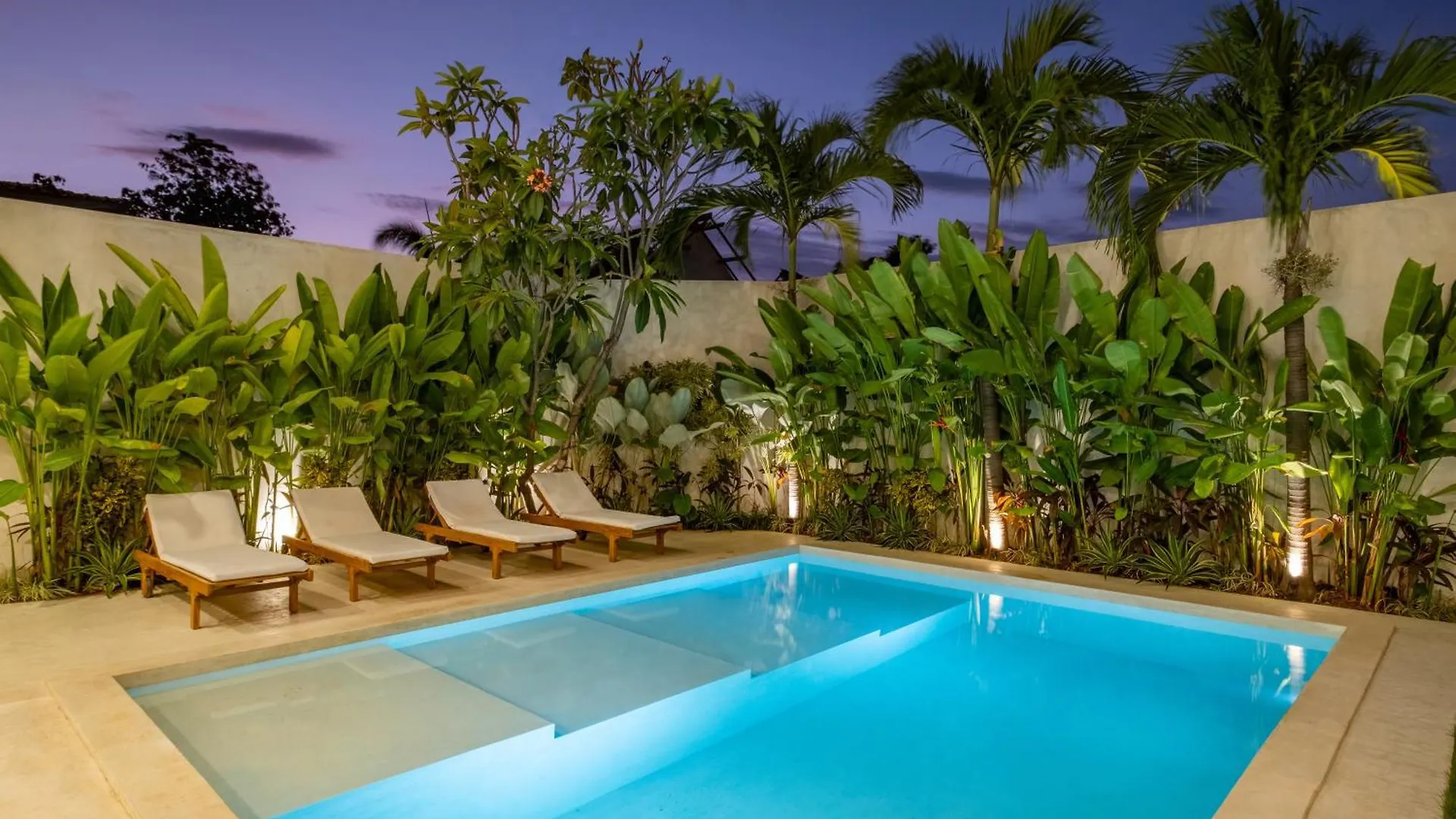 Villa Santina Bingin 울루와뚜