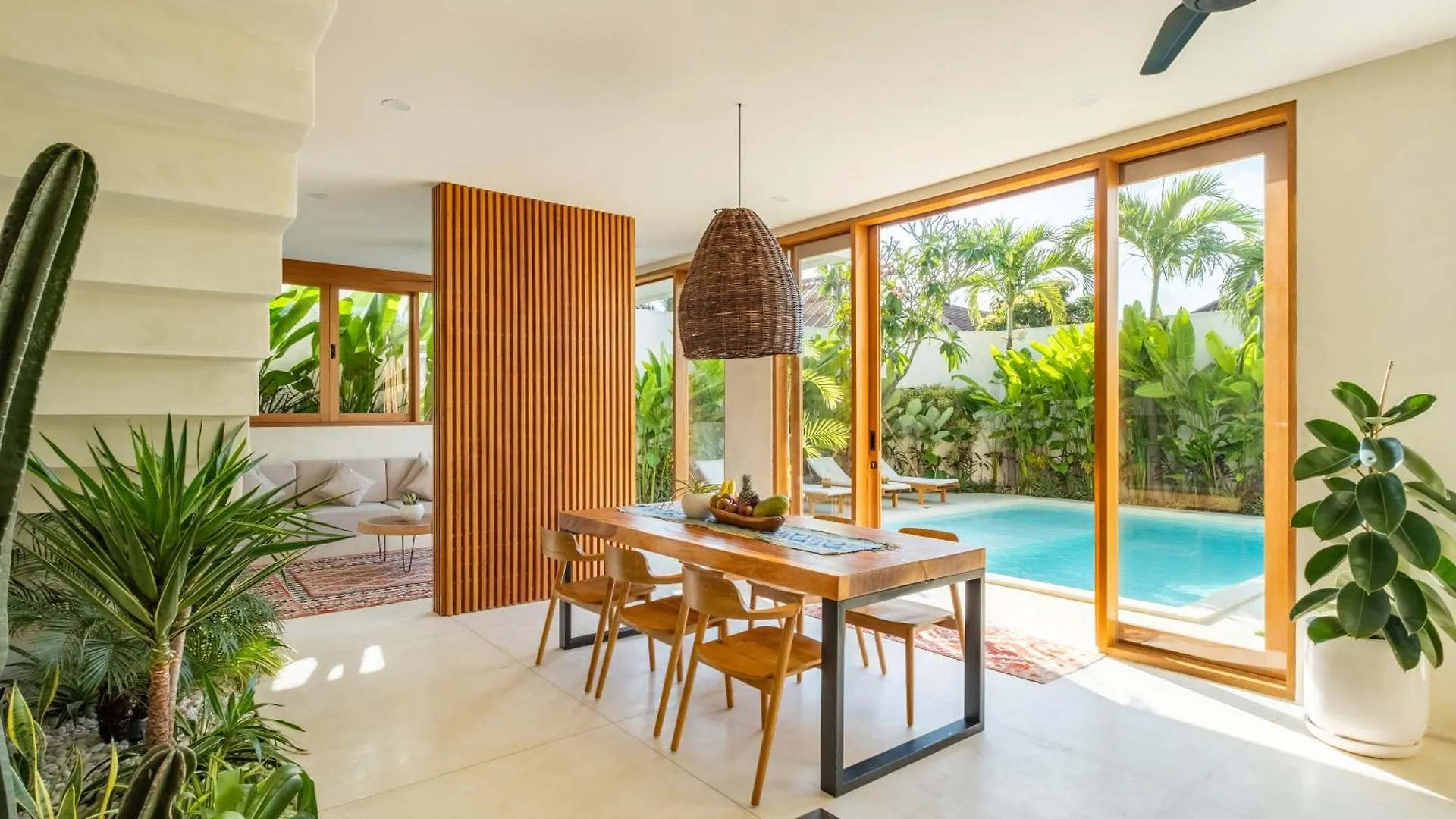Villa Santina Bingin 울루와뚜
